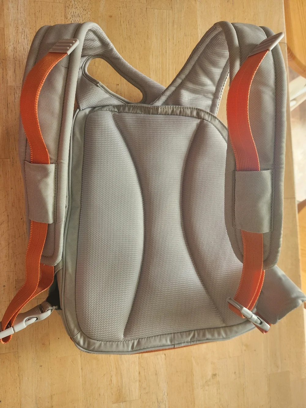 Tumi T Tech Two-Tone Gray and Orange Sling Backpack - Picture 5 of 7